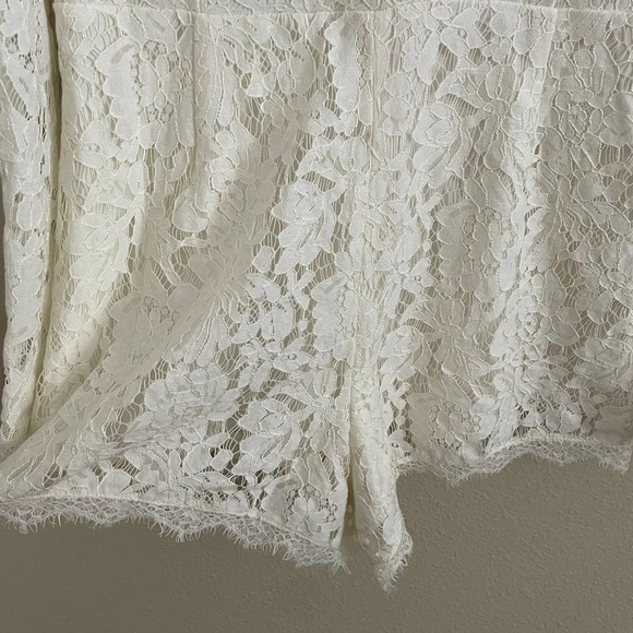 Endless Rose Women Size Medium V Neck Lace Romper Bell Sleeves - Picture 10 of 12